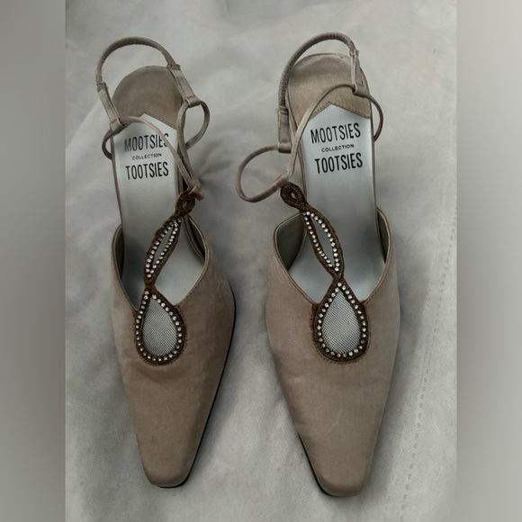 Mootsies Sling Back w/Rhinestones - Picture 1 of 4